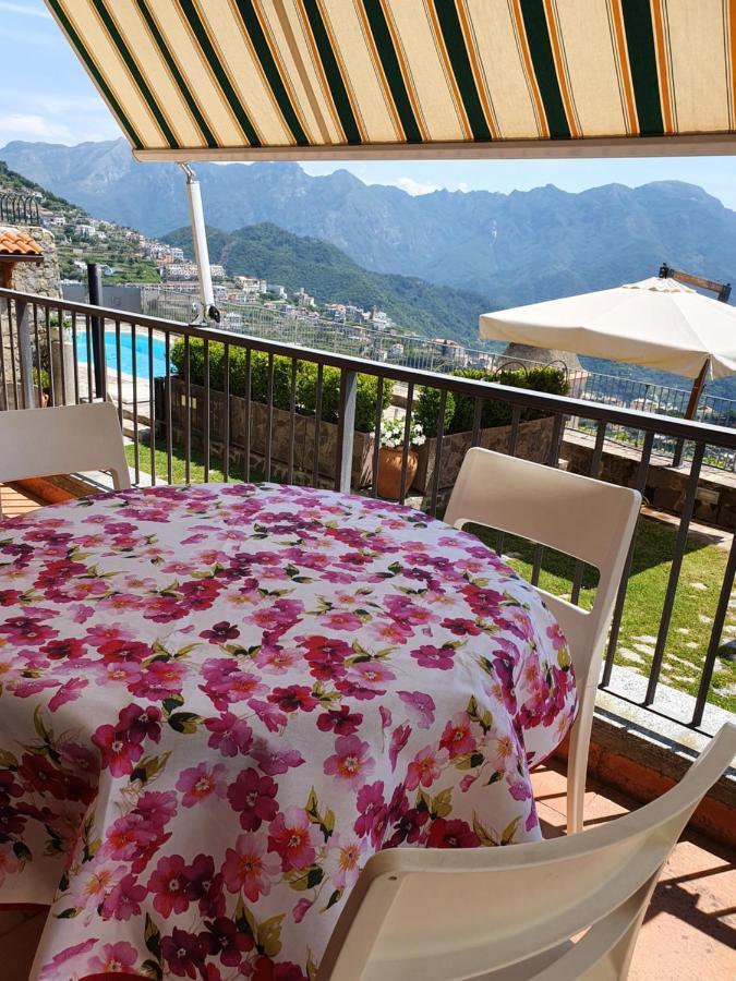 Appartamento Emma In Villa Laura สกาลา ภายนอก รูปภาพ