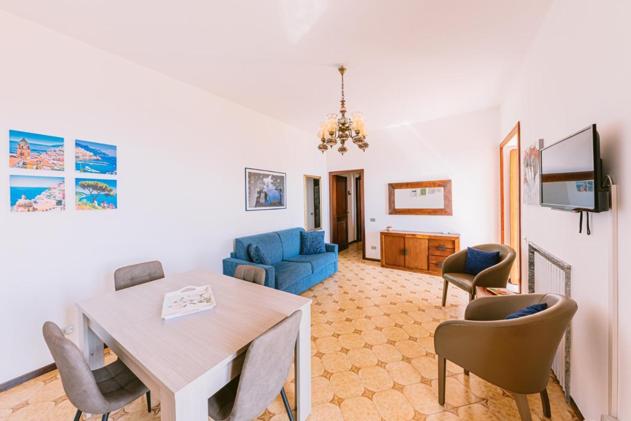 Appartamento Emma In Villa Laura สกาลา ภายนอก รูปภาพ
